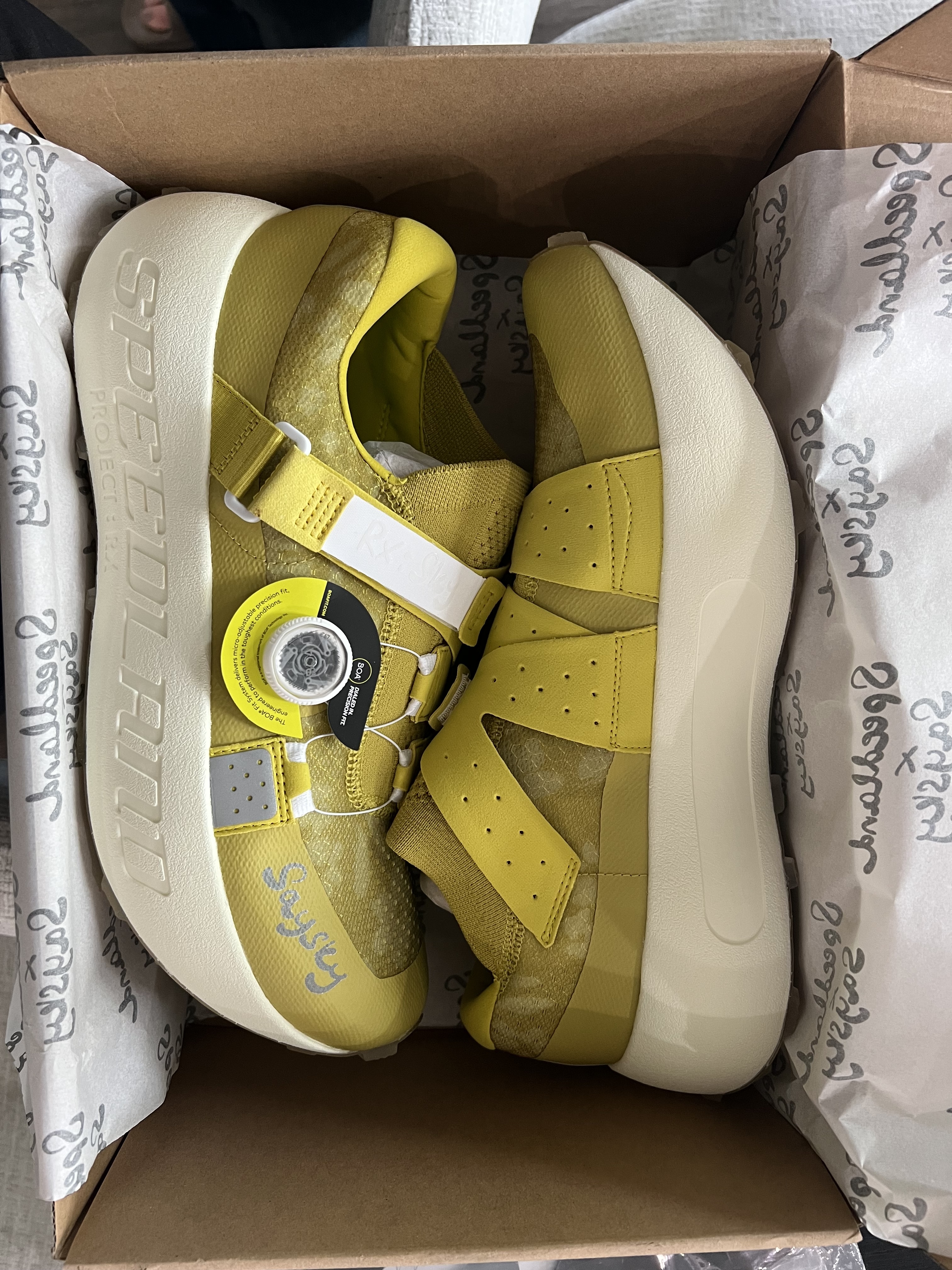 a detailed view of the speedland rx:sky trail shoe